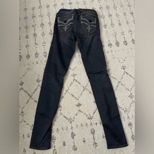 Rock Revival. Size 24.